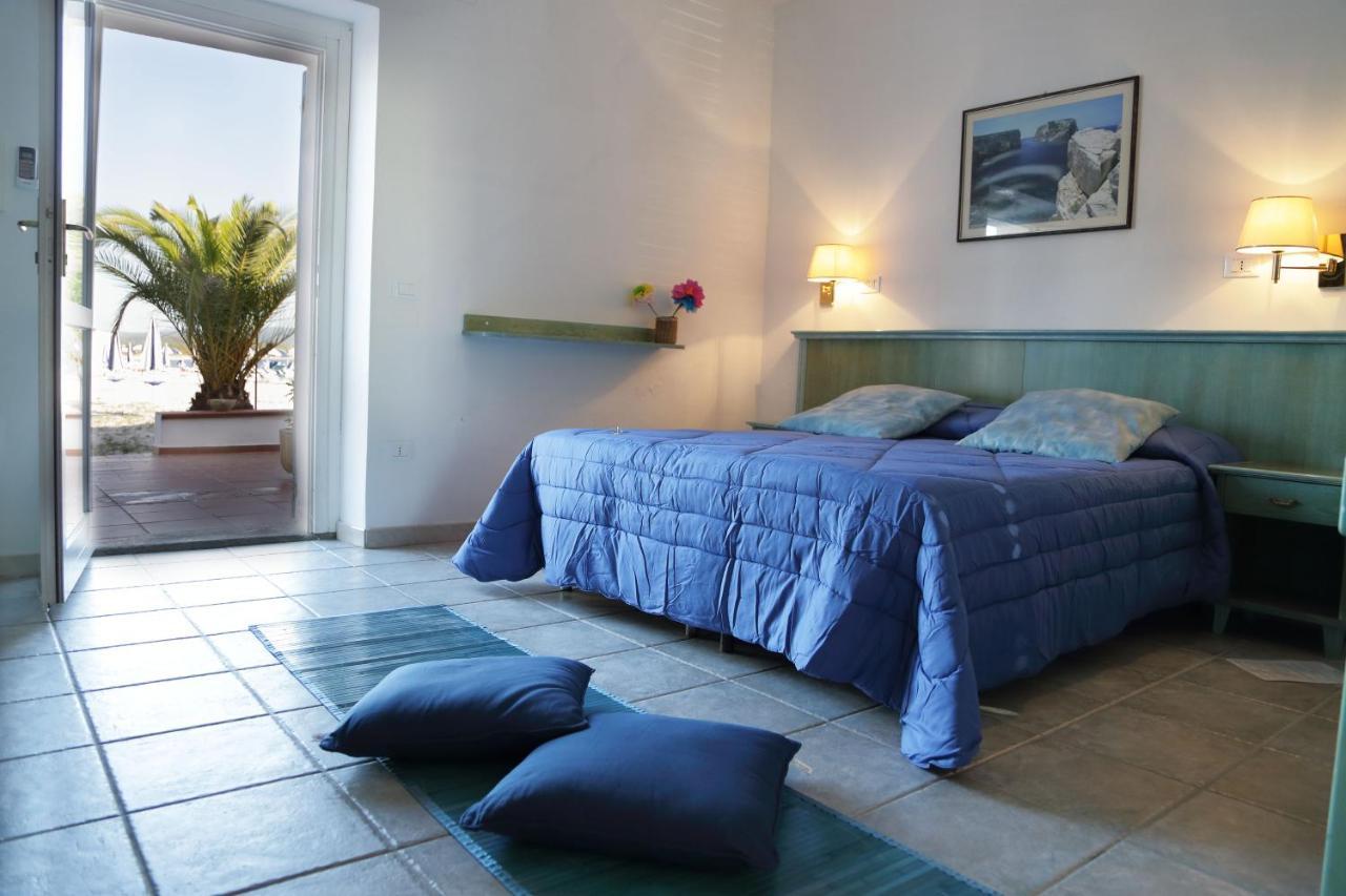 Vel Mari - Rooms On The Beach Alghero Exteriör bild