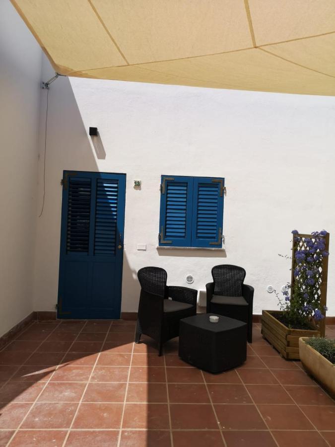 Vel Mari - Rooms On The Beach Alghero Exteriör bild
